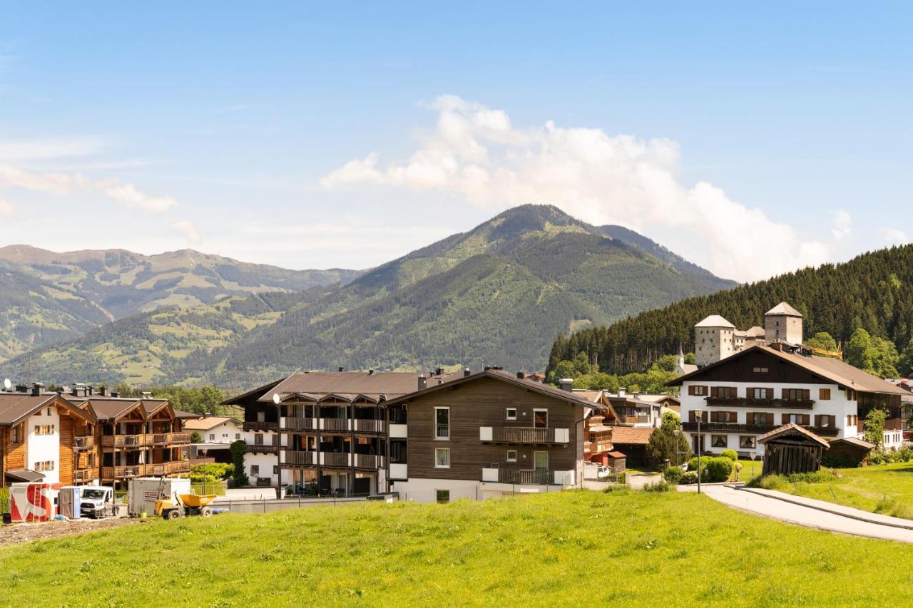 Haus Voglreiter - Inkl Sommerkarte, Zentrale Und Ruhige Lage, Garten Mit Spielplatz Капрун Екстериор снимка