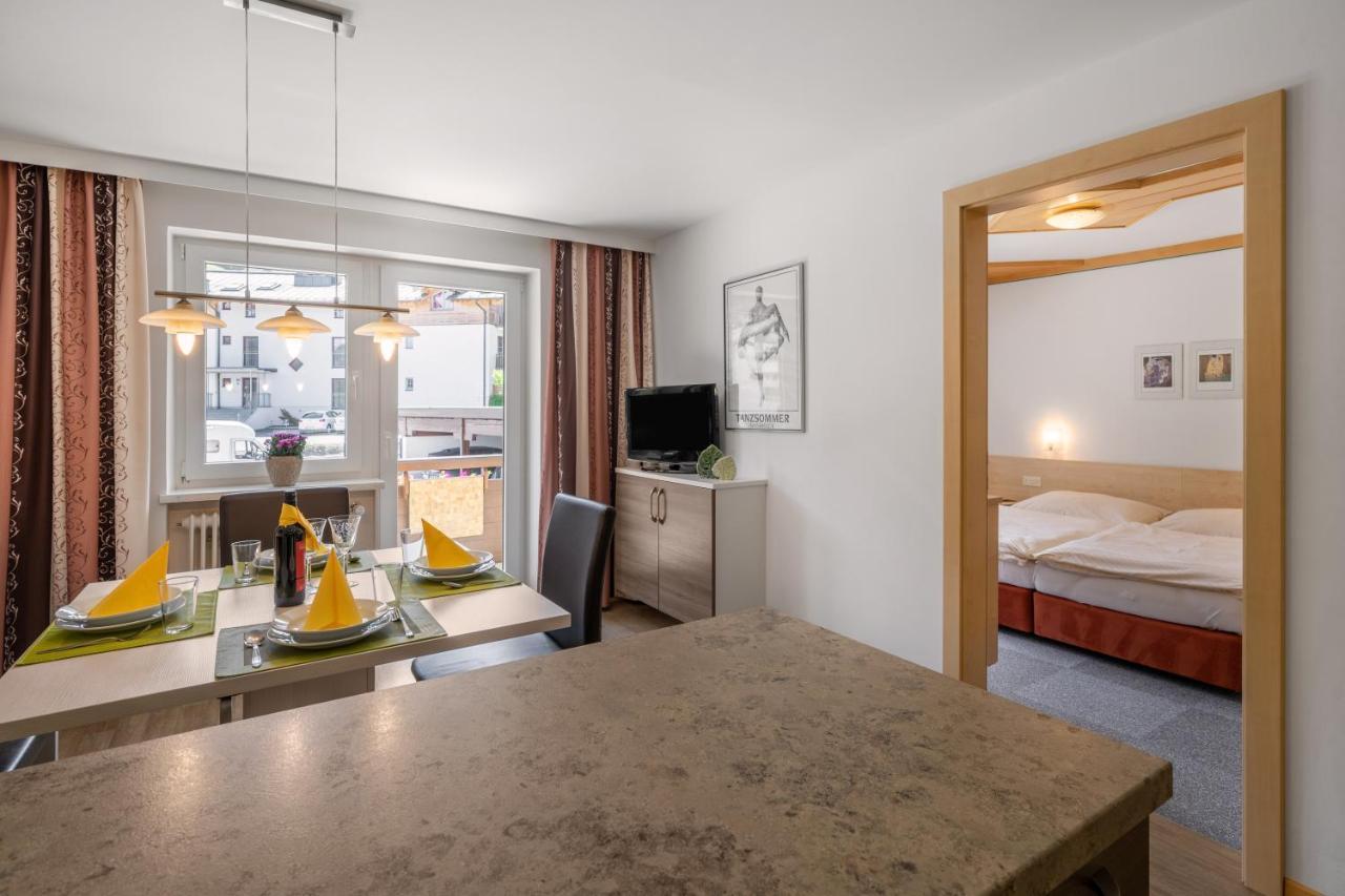 Haus Voglreiter - Inkl Sommerkarte, Zentrale Und Ruhige Lage, Garten Mit Spielplatz Капрун Екстериор снимка