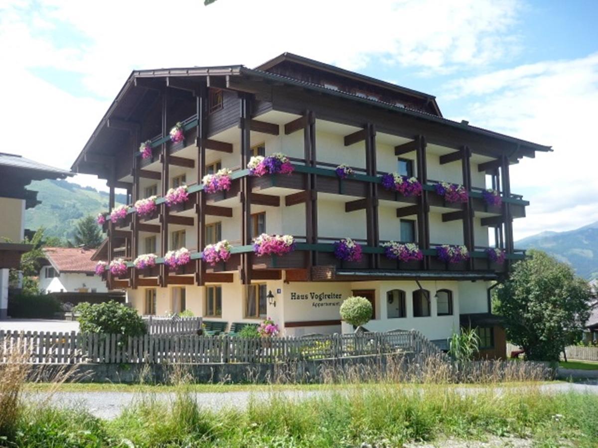 Haus Voglreiter - Inkl Sommerkarte, Zentrale Und Ruhige Lage, Garten Mit Spielplatz Капрун Екстериор снимка